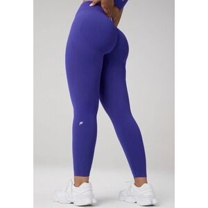Fabletics Womens Seamless Scrunch High Waisted Leggings Sz Large Nightfall NWT